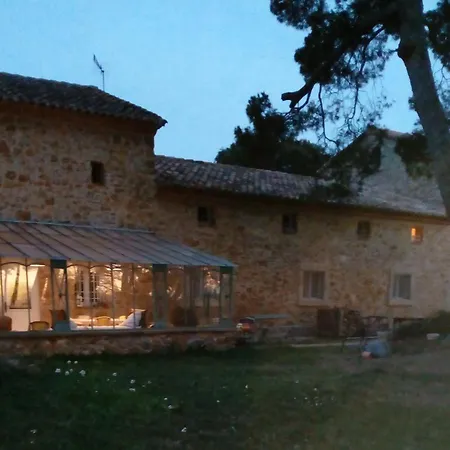 Ancien Mas Viticole A 10 Min De Narbonne Feriehus